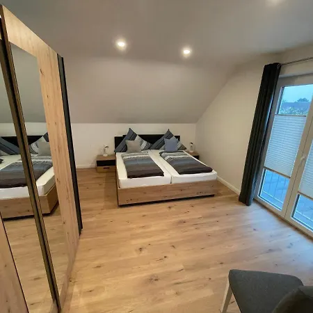Huus Apartament *